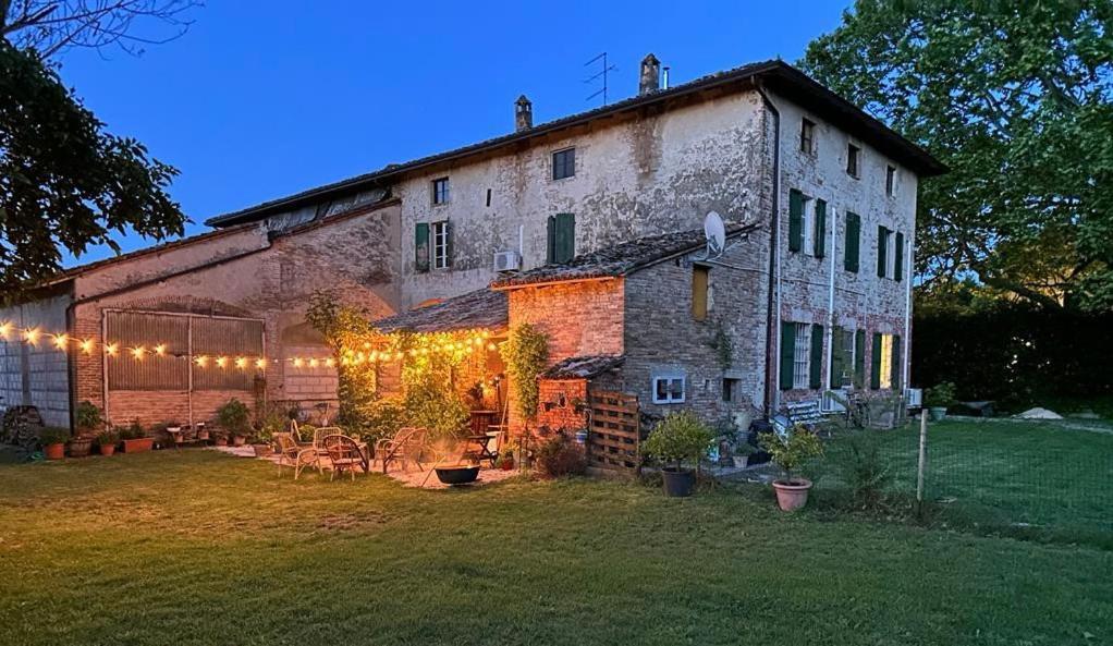 B&B Ostria Vento Medesano Екстер'єр фото